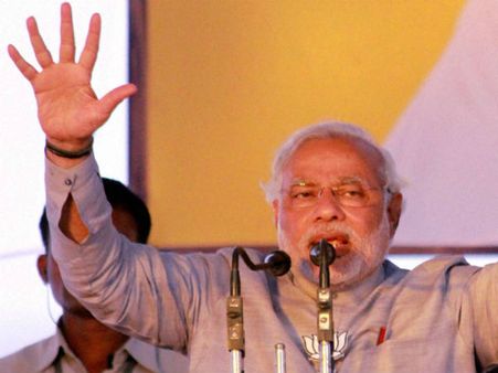 பாஜக ஆட்சியில் சட்ட விரோதமாக குடியேறிய வங்கதேசத்தினரை நாடு கடத்துவோம்: மோடி எச்சரிக்கை