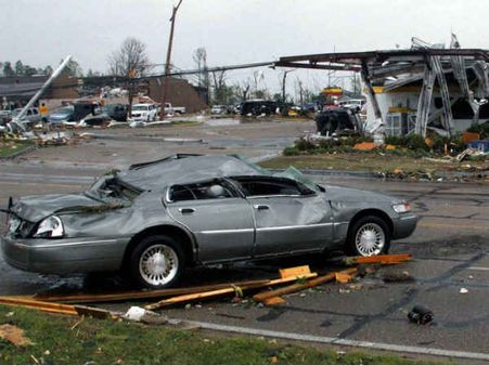 அமெரிக்காவில் வீசிய கடும் புயல்: 35 பேர் சாவு