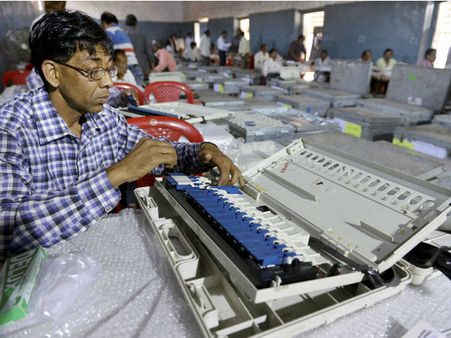 வாக்கு எண்ணிக்கையை இணையதளம் மூலம் மக்கள் பார்க்கலாம்!- தேர்தல் ஆணையம் ஏற்பாடு