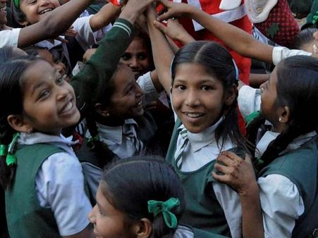 ஏழை மாணவர்களுக்கு 25% இட ஒதுக்கீடு: தனியார் பள்ளிகள் சம்மதம்