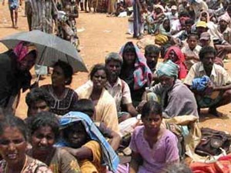 இலங்கை பயங்கரவாதிகள் பட்டியலில் 32 பேர் தமிழகத்தில் வாழும் அகதிகள்!: ஆலோசனையில் உள்துறை