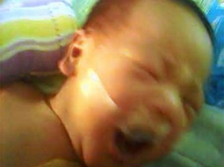 தொடர்ந்து அழுகை.. பிறந்து 5 நாளே ஆன குழந்தையின் வாயில் டேப் ஒட்டிய கொடுமைக்கார நர்ஸ்