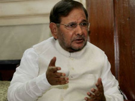 நிதீஷ் போனா திரும்ப வர முடியாது.. புதிய முதல்வரை தேர்ந்தெடுப்போம்- சரத் யாதவ்