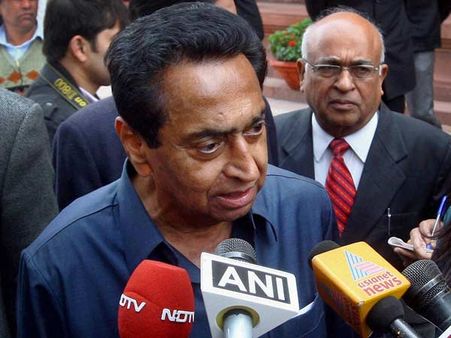 'மெளனச் சாமி' மன்மோகன் தான் காங்கிரஸ் தோல்விக்கு காரணம்: கமல்நாத்