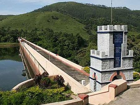 முல்லைப் பெரியாறு: கார் பார்க்கிங் அமைப்பதற்கான பணிகளை மீண்டும் தொடங்குகிறது கேரளா!