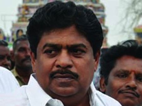 தலைவரே! உங்கள் மகனுக்காக என்னை அவமானப்படுத்தியது நியாயமா..? கே.பி.ராமலிங்கம் கேள்வி