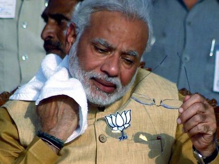 ராஜ்தானி விரைவு ரயில் விபத்து: உயிரிழந்தவர்களுக்கு பிரதமர் நரேந்திர மோடி இரங்கல்