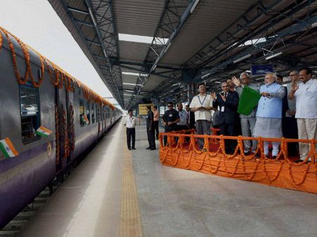 மோடி வருகையை சீர்குலைக்க காஷ்மீரில் தீவிரவாதிகள் சதி- ஊடுறுவல் முறியடிப்பு