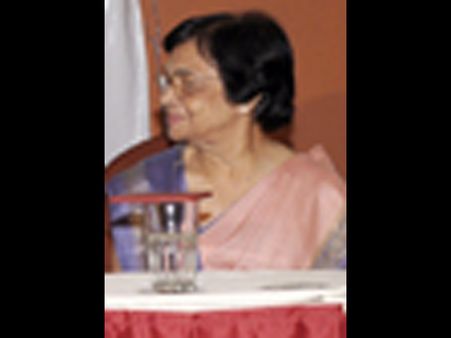 சொத்துக்காக சித்தி கொலை- தனது பெயரில்தான் சொத்து உள்ளது தெரியாமல் அக்கா மகன் வெறிச்செயல்