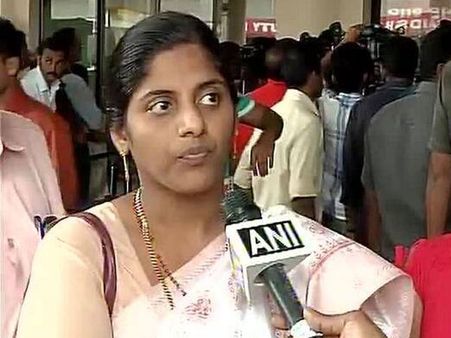 தீவிரவாதிகள் உணவு வாங்கி கொடுத்தனர், கண்ணியமாக நடந்தனர்: நர்ஸுகள் பேட்டி