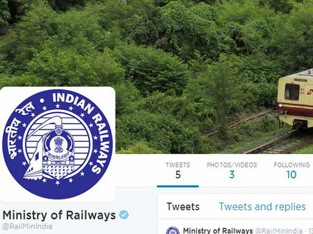 பட்ஜெட்டுக்கு முந்தைய நாள் ஃபேஸ்புக், ட்விட்டரில் சேர்ந்த ரயில்வே அமைச்சகம்