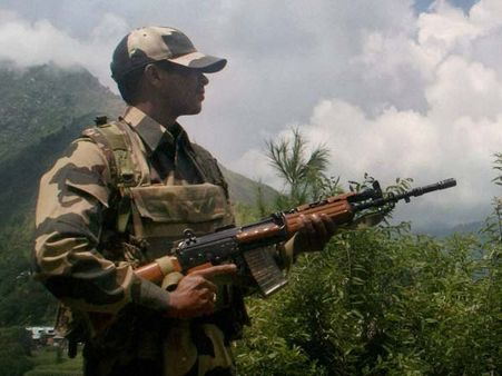 பட்ஜெட்டில் ராணுவத்துக்கு ரூ.2.29 லட்சம் கோடி ஒதுக்கீடு