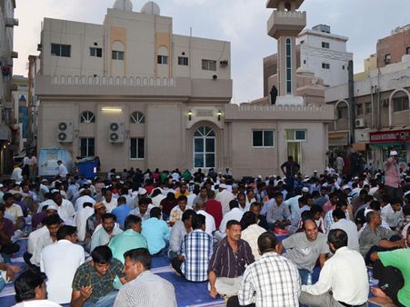 துபாய் ஈமான் அமைப்பின் இஃப்தார் நிகழ்ச்சியில் இந்திய துணை கன்சல் ஜெனரல் பங்கேற்பு