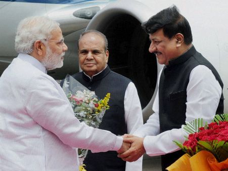 பிரதமரானதும் முதல் முறையாக மும்பை வந்தார் மோடி.. 