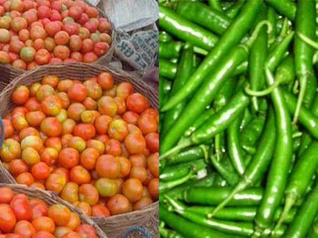 சிரிக்க வைக்கும் தக்காளி.. ரொம்ப சிரிக்க வைக்கும் பச்சை மிளகாய்.. காய்கறி விலை கொஞ்சம் போல குறைவு!