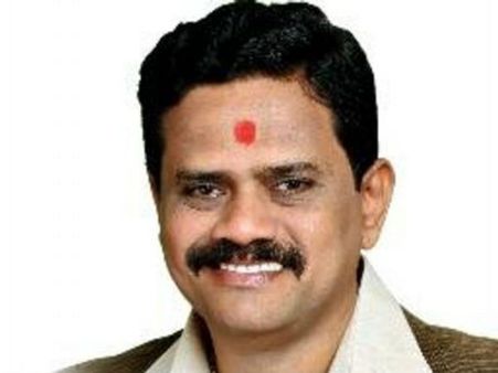 ஒரு சப்பாத்திக்கு போரா... பெரும் அக்கப்போராக அல்லவா இருக்கிறது: சிவசேனை எம்.பி