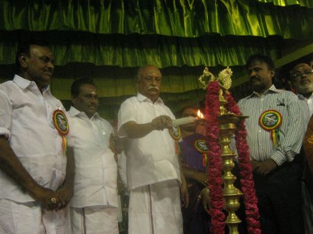 கால் பக்கம் விளம்பரம் கொடுத்து விட்டு... குற்றாலம் சாரல் விழாவை புறக்கணித்த சரத்குமார்