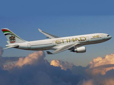 தொழில்நுட்பக் கோளாறு... 117 பயணிகளுடன் அபுதாபி புறப்பட்ட விமானம் மீண்டும் சென்னை திரும்பியது