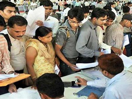 மாத சம்பளதாரர் வருமான வரி கணக்கு தாக்கல்: 33 சிறப்பு கவுன்ட்டர்கள் திறப்பு