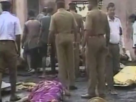 ஸ்ரீரங்கம் திருமண மண்டப தீ விபத்து: காவல்துறையின் அலட்சியம் - தப்பிய குற்றவாளிகள்