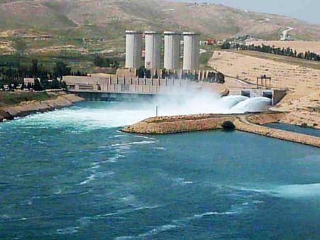 ஈராக்கின் மிகப்பெரிய அணையைக் கைப்பற்றிய ஐ.எஸ்.ஐ.எஸ்.... பிரதமரின் பிடி தளர்கிறது!