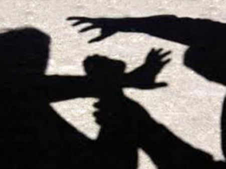 லிப்டில் சென்றபோது பெண் ஊழியருக்கு பாலியல் தொல்லை கொடுத்த தனியார் நிறுவன சிஇஓ! பெங்களூரில் பரபரப்பு