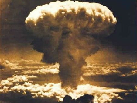 மனிதத்தைக் கொன்று புதைத்த ஹிரோஷிமா பேரழிவின் 69 ஆவது நினைவு தினம்.. இன்று!