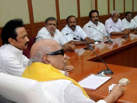 2016 சட்டசபை தேர்தல் வெற்றிக்கு வியூகம் வகுக்கும் திமுக... 50+50+134 ப்ளான்