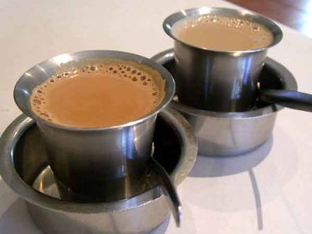 உங்க டீயில் நிறம், மணத்தோட கொஞ்சம் விஷமும் இருக்கு.. எஸ், பாஸ்!