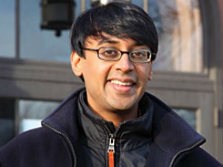 இந்திய வம்சாவளி பேராசிரியர் உள்பட 4 பேருக்கு கணித நோபல்