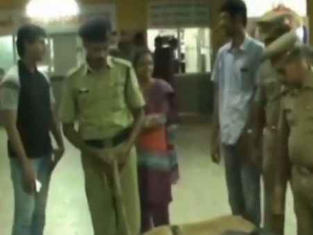 மீனாட்சி அம்மன் கோவிலைத் தகர்ப்போம்.. தீவிரவாத அச்சுறுத்தலால் மதுரையில் தீவிர பாதுகாப்பு