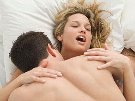 கள்ளத் தொடர்பு வைத்துக்கொள்வோம்.. கணவனை விவாகரத்து செய்ய மாட்டோம்: பெண்களின் மைன்ட்செட்