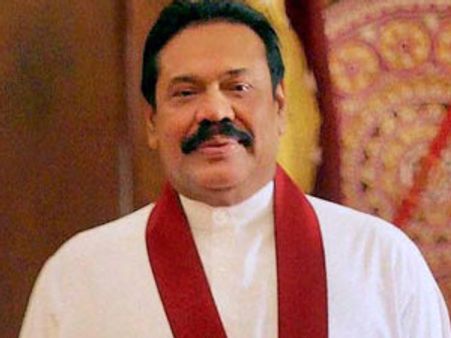 ராஜபக்சே அமைச்சரவையில் 2 தமிழ் எம்.பி.க்களுக்கு துணை அமைச்சர் பதவி - பின்னணியில் ‘யுவா’ தேர்தல்?