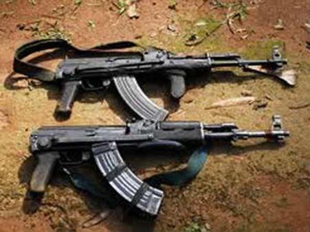 மேட்டூர்: வனப்பகுதியில் ஆயுதப்புதையல்... விடுதலைப்புலிகளுக்கு சொந்தமானதா?