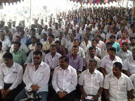 சென்னையில் வேல்முருகன் தலைமையில் என்எல்சி தொழிலாளர்கள் ஆயிரக்கணக்கானோர் உண்ணாவிரதம்!!