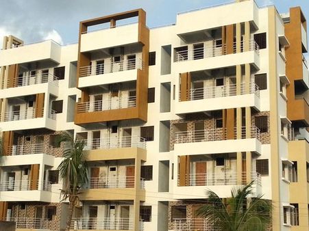 என்னைக்காவது மாலையில் அபார்ட்மென்ட் வாசலில் நின்று இதை பார்த்திருக்கீங்களா?