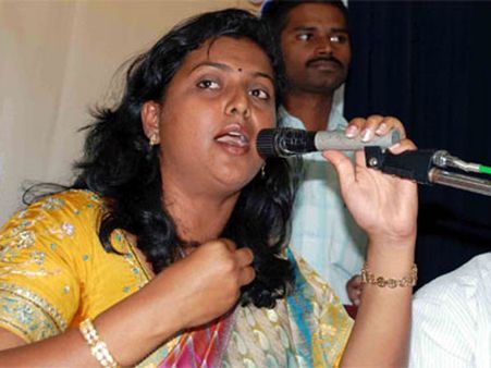 முதல்மரியாதை யாருக்கு?: ரோஜா எம்.எல்.ஏவிற்கு கத்திக்குத்து – சாலைமறியல்