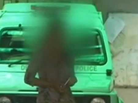 ஆபாச வார்த்தைகளால் கேலி செய்த கோச், வீரர்.. ஜிம்னாஸ்டிக்ஸ் வீராங்கனை பரபரப்புப் புகார்