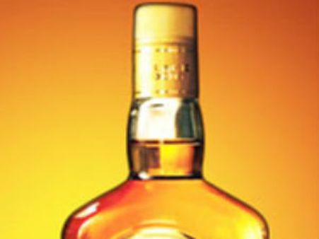 பிராந்தி பாட்டிலில் பூச்சி: வாங்கியவருக்கு ரூ.55,000 இழப்பீடு வழங்க நுகர்வோர் தீர்ப்பாயம் உத்தரவு