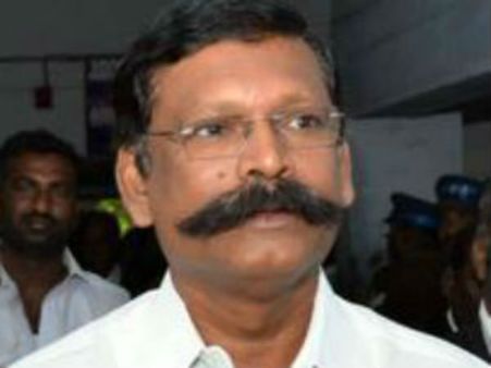 தமிழகத்தில் தேர்தலில் நிற்கத் தகுதியற்ற முதல் தலைவர் ஜெ. அல்ல.. செல்வகணபதிதான் 'பர்ஸ்ட்'