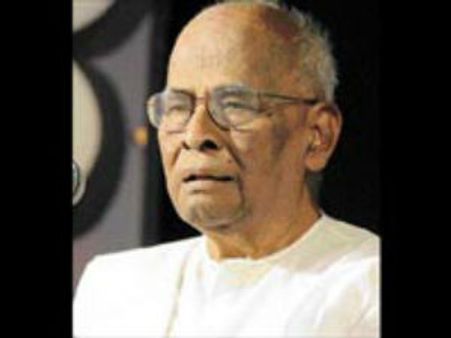 பொள்ளாச்சி மகாலிங்கம் உடல் நாச்சிமுத்து பாலிடெக்னிக் வளாகத்தில் அடக்கம்