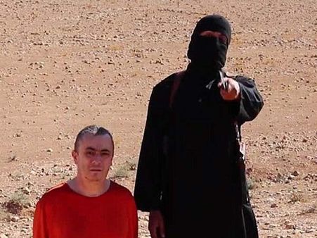 இங்கிலாந்து தொண்டு நிறுவன பணியாளர் தலையை துண்டித்து ஐ.எஸ். வெறியாட்டம்!