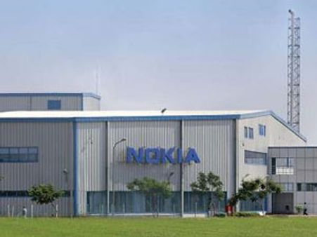 மைக்ரோசாப்ட் ஆர்டர் இல்லை... ஸ்ரீபெரும்புதூர் நோக்கியா தொழிற்சாலை மூடப்படுகிறது!