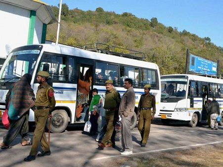 எல்லையில் 80 கிராமங்கள், 60 இந்திய நிலைகள் மீது பாகிஸ்தான் தாக்குதல்!