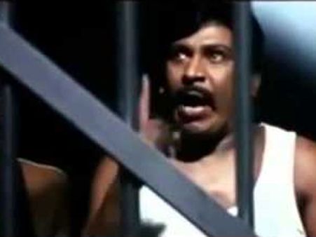 இப்ப வந்துடுவானுங்கல்ல என் சிங்கக் குட்டிக... கலகலக்க வைக்கும் 