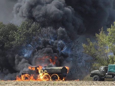 உக்ரைன் எல்லையிலிருந்து ரஷ்யா படைகள் திடீர் வாபஸ்!