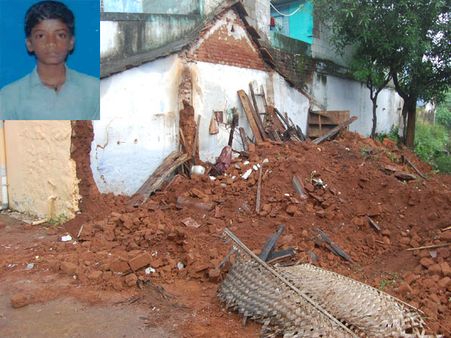செங்கோட்டை அருகே வீடு விழுந்து பள்ளி மாணவன் பலி