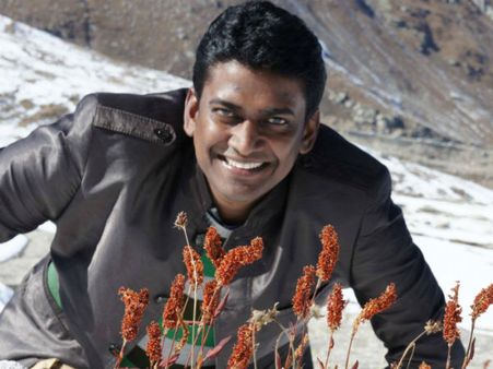 அட்டக் கத்திக் கலைஞர்கள்...மொண்ணைக் கத்தி மக்கள்! - அலெக்ஸ் பால் மேனன்