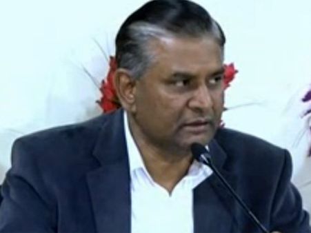 பெங்களூரில் சிறுமியை பலாத்காரம் செய்த பள்ளி ஊழியர் கைது: பள்ளியை திறப்பதில் திடீர் குழப்பம்