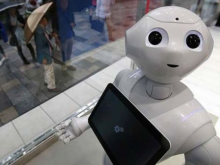 ஜப்பானில் காபி மேக்கரை கூவிக்கூவி விற்கும் “சேல்ஸ்மேன்” ரோபோக்கள் அறிமுகம்!